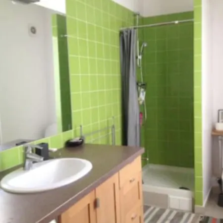 Apartment Nice Apartment In Paris Haut Belleville